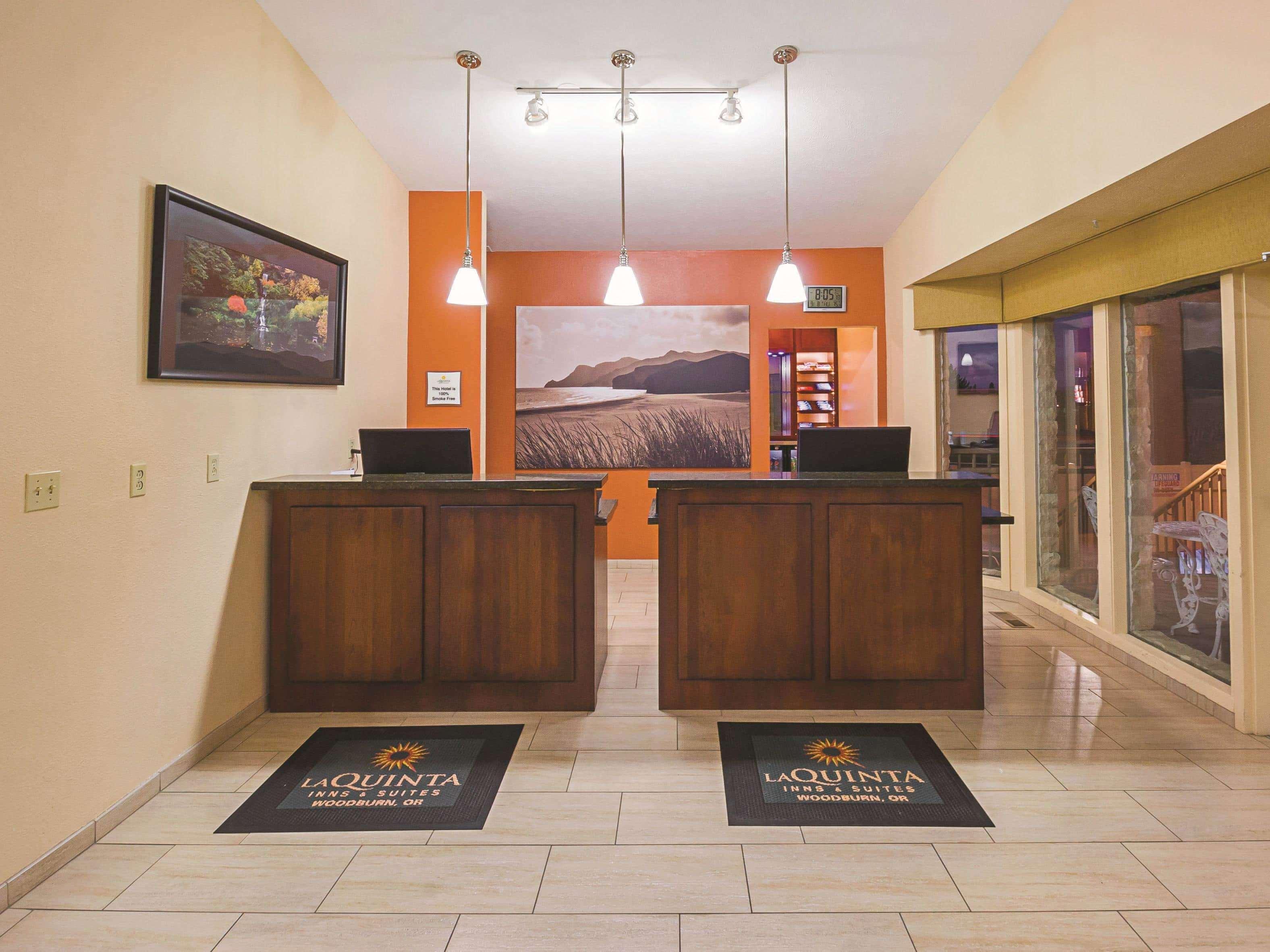 La Quinta By Wyndham Woodburn Hotel Exterior foto